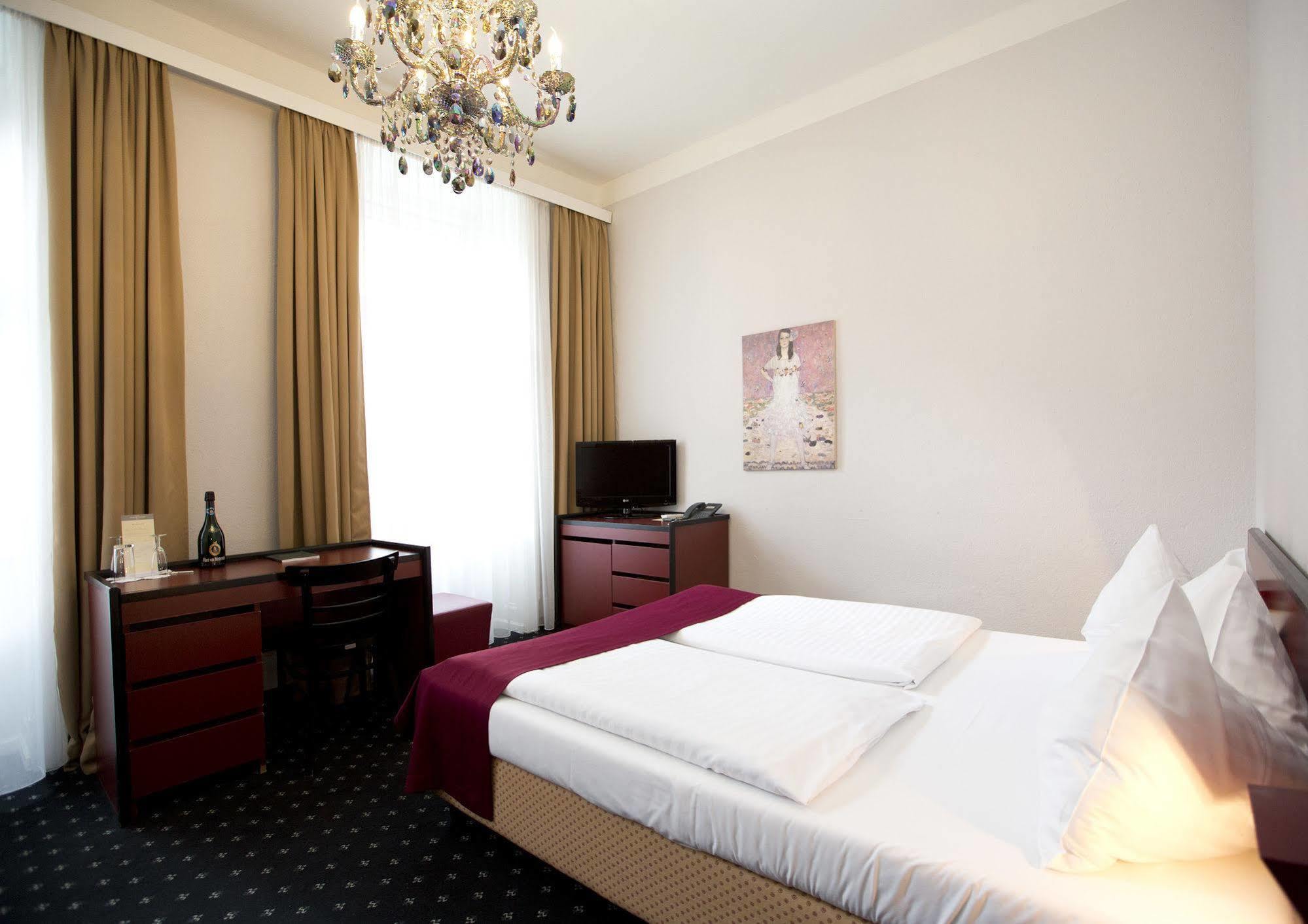 Hotel Fuerst Metternich Wien Eksteriør bilde